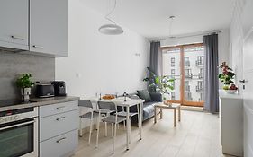 P&O Apartments Expo XXI - At 12B Ordona Street